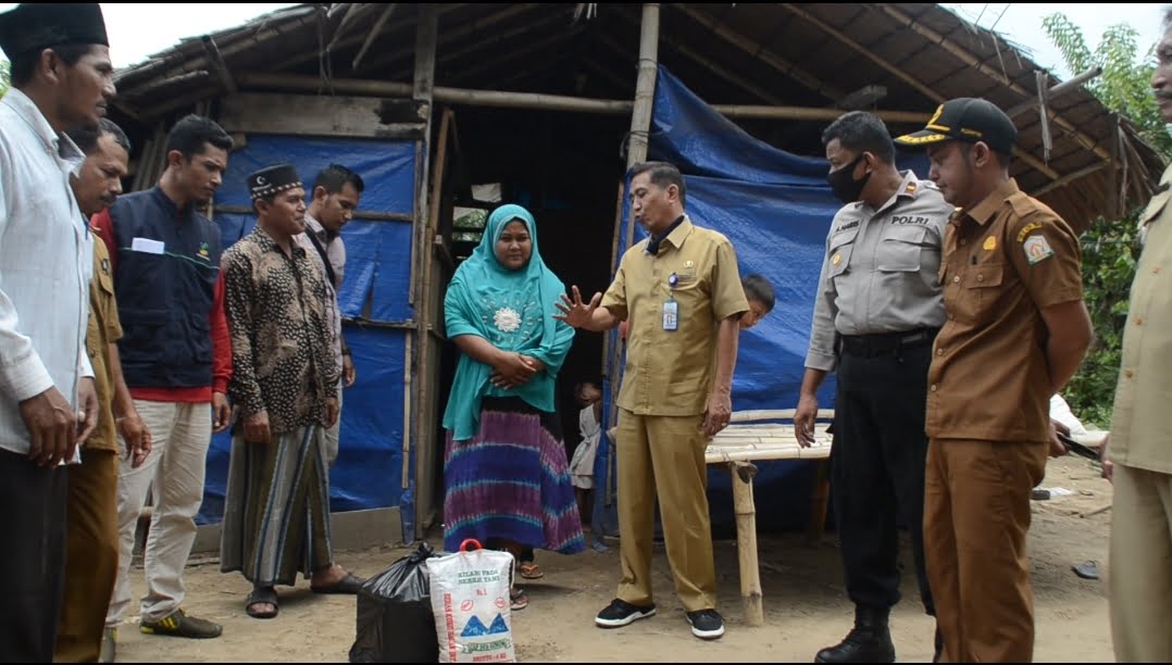 Dinas Sosial dan Baitul Mal Aceh Timur Bangun Rumah Warga Tak Layak Huni