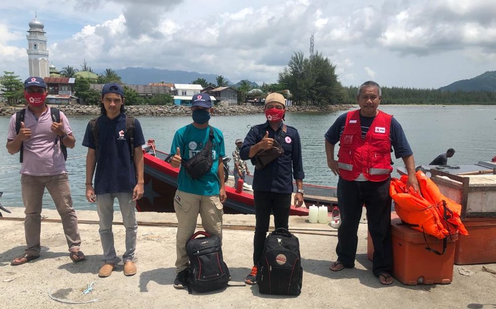 Cegah Corona, PMI Aceh Besar Kirim Relawan Ke Pulau Aceh