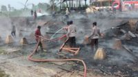 16 Rangkang Ponpes Syaikhuna Trumon Timur Terbakar