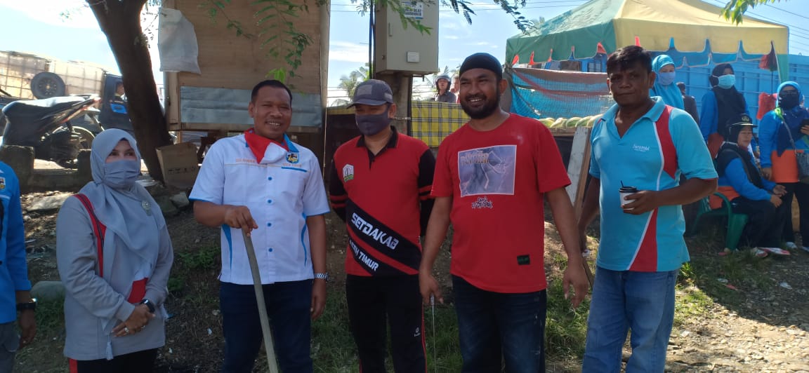 Menuju New Normal Sekda dan KNPI Aceh Timur Lakukan Gotong Royong