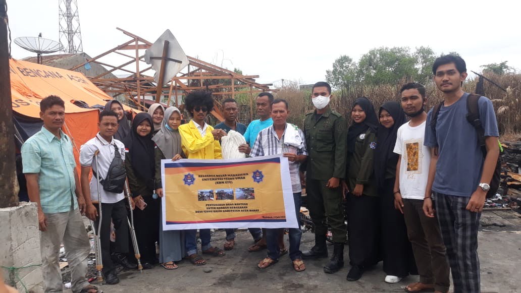 Mahasiswa UTU Menyalurkan Bantuan Kepada Korban Kebakaran di Meulaboh