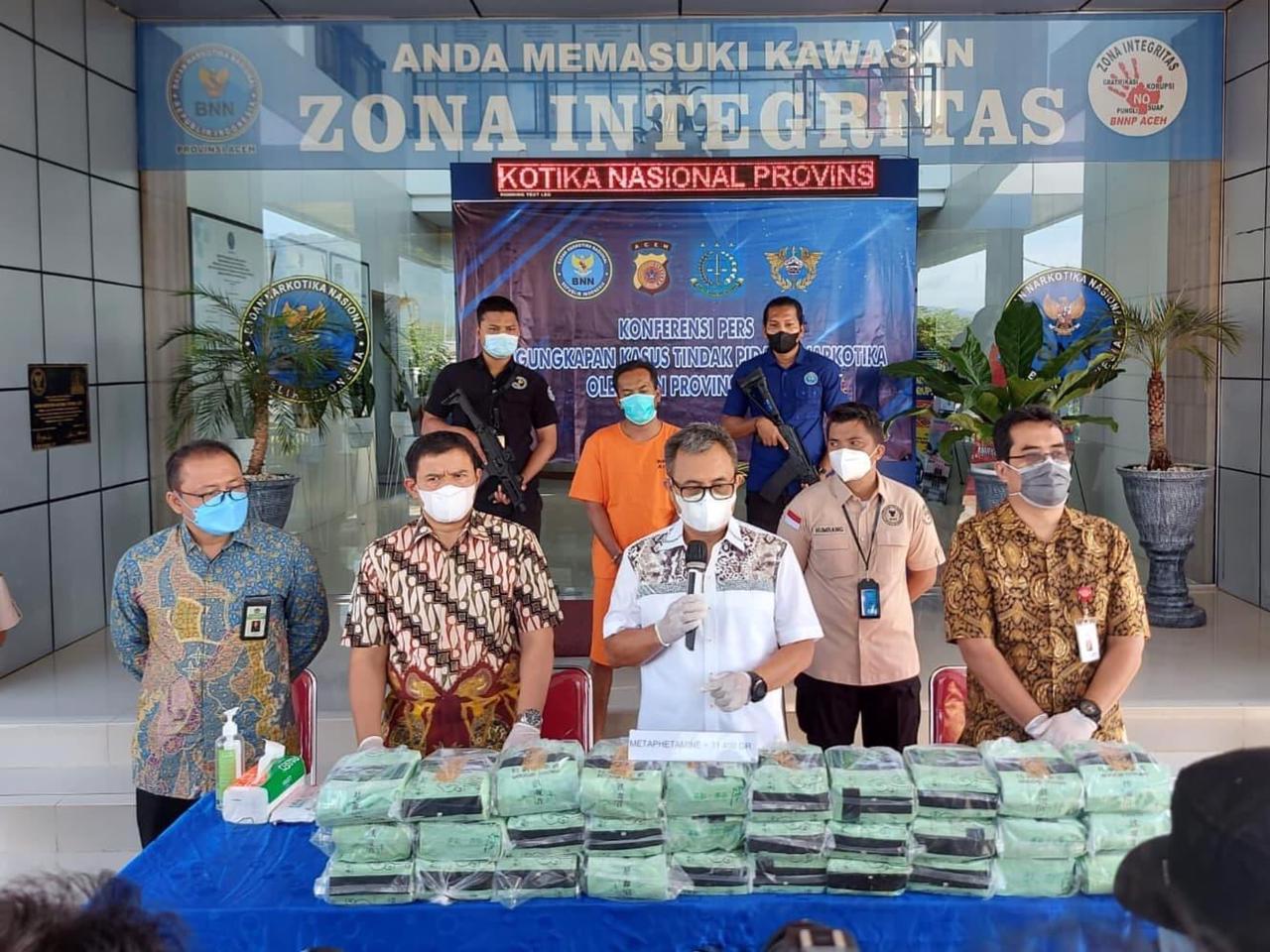 bnn-aceh-tangkap-pria-meunasah