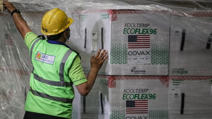 Menkes Pastikan Booster Hanya untuk Nakes: Jangan Ada yang Minta!