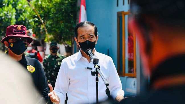 Sulit Prediksi Covid, Jokowi Hati-hati Putuskan Kebijakan