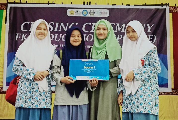 WhatsApp Image 2021-12-09 at 21.53.44 MAN 3 Banda Aceh Juara 1 Syarhil Qur'an Education Expo FKIP USK 2021