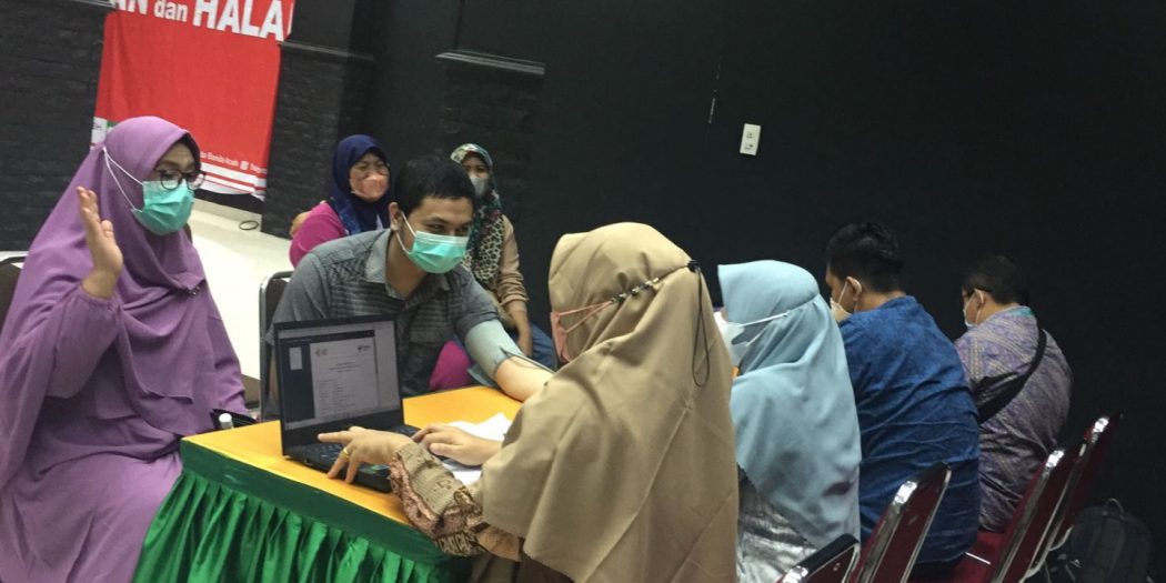 20220421_182358-1050x525 Vaksinasi Massal Covid-19 Hari ke 245 Didominasi Suntikan Dosis 3