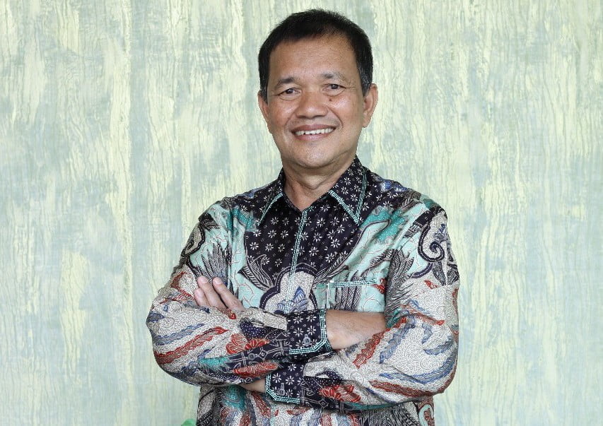 Dirut Bank Aceh Raih Indonesia Financial Top Leader Awards 2022