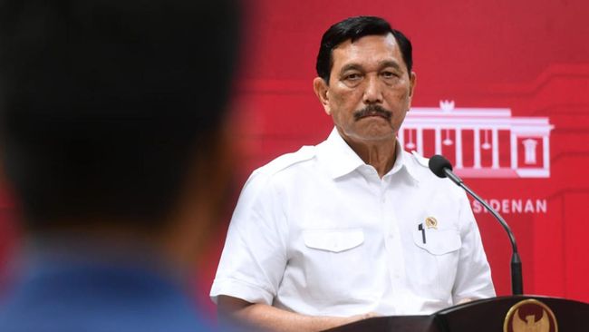 Luhut Tunda Rencana Kenaikan Tiket Borobudur Rp 750 Ribu selama Setahun