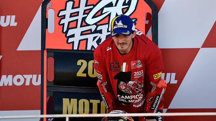Juara Dunia MotoGP 2022, Bagnaia: Saya Mengalami Banyak Kesulitan