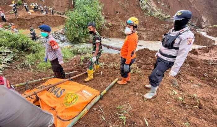 Polri Temukan 5 Jenazah Korban Longsor Cianjur siberkreasi