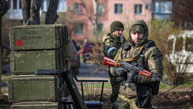 pasukan-chechen-kuasai-mariupol-ukraina-2_169