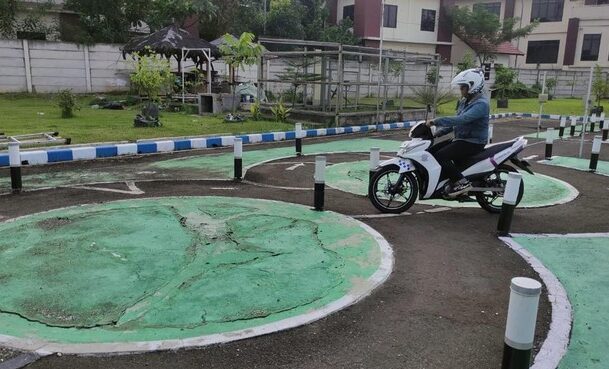 ujian-sim-di-polres-bekasi_169