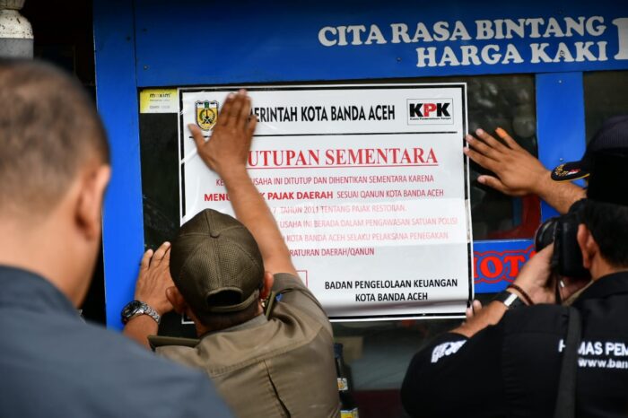 Pemko Banda Aceh Tutup Sementara 5 Tempat Usaha Menunggak Pajak