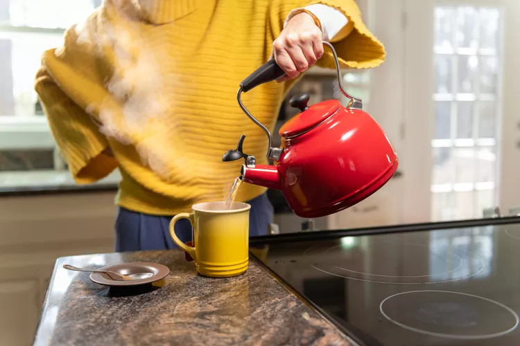 GettyImages-1299858861-346fbd36b8fd40b798c8c2e269488fa7 Minum Secangkir Teh Hitam Sehari Dapat Membantu Memperbaiki Gula Darah dan Mengurangi Risiko Diabetes