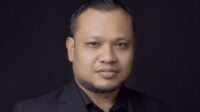 Politik Seratus Ribu
