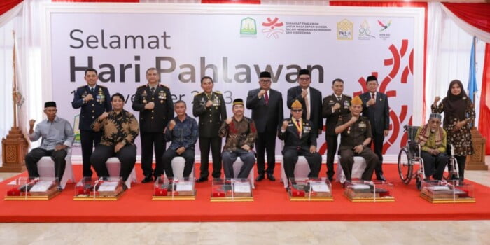 Pemerintah Aceh Beri Bingkisan Untuk Keluarga Pejuang Kemerdekaan