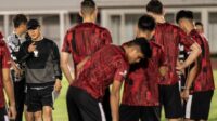 Shin Tae Yong Kritik Kualitas Jersey Latihan Timnas Indonesia