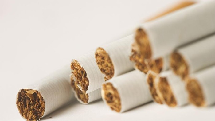 Siap-siap! Bea Cukai Mau Umumkan Kenaikan Harga Jual Eceran Rokok