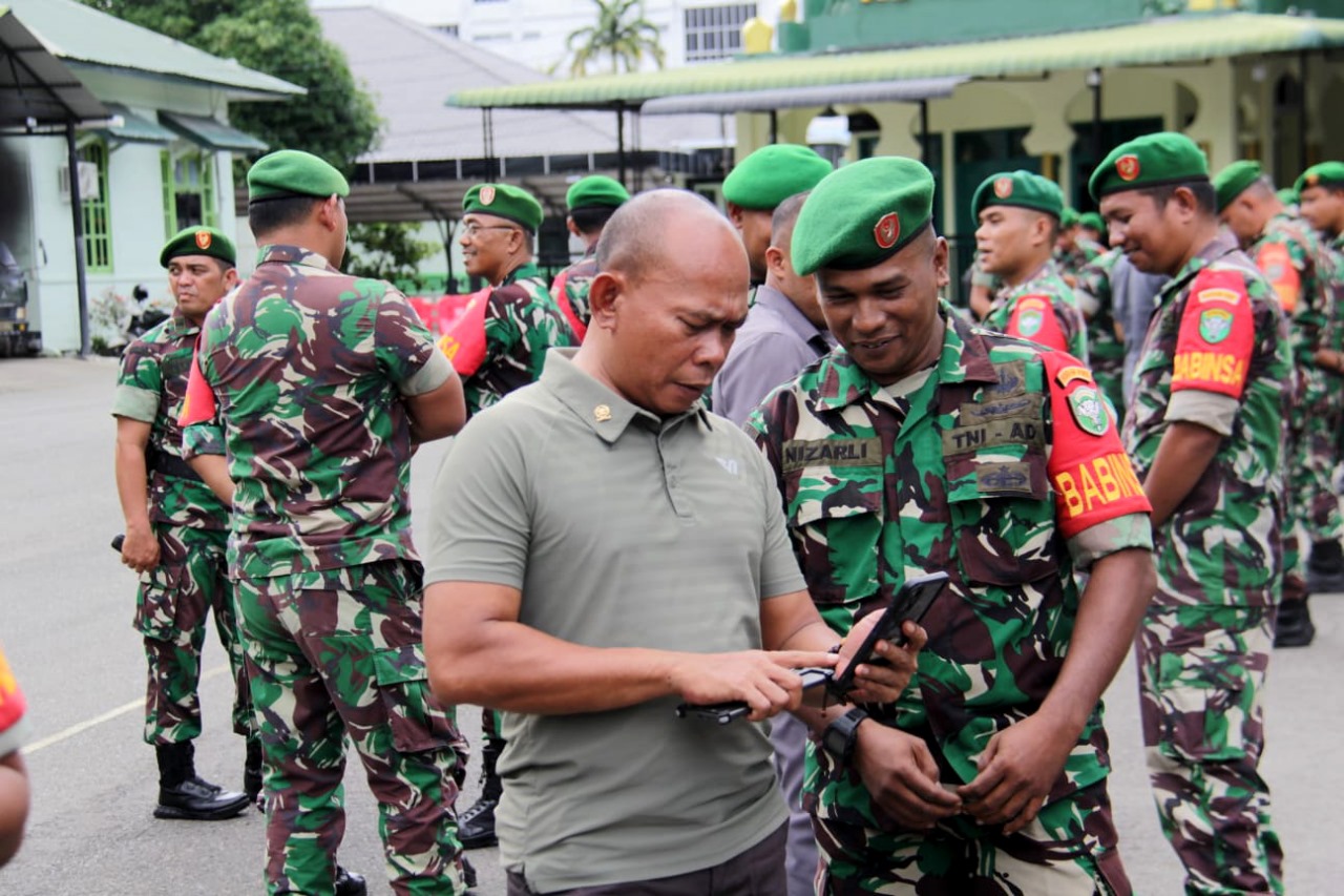 Komitmen Bebas Judi Online, Kodim 0101/Kota Banda Aceh Periksa HP Ratusan Personel