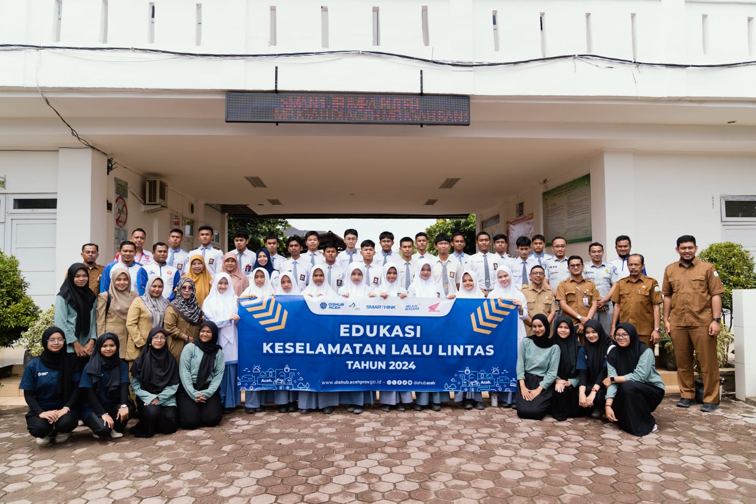 Tingkatkan Kesadaran Keselamatan Jalan, Dishub Aceh Gelar Edukasi Safety Riding di Sekolah