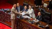 Tok! DPR RI Sahkan RUU TNI Jadi Undang-Undang