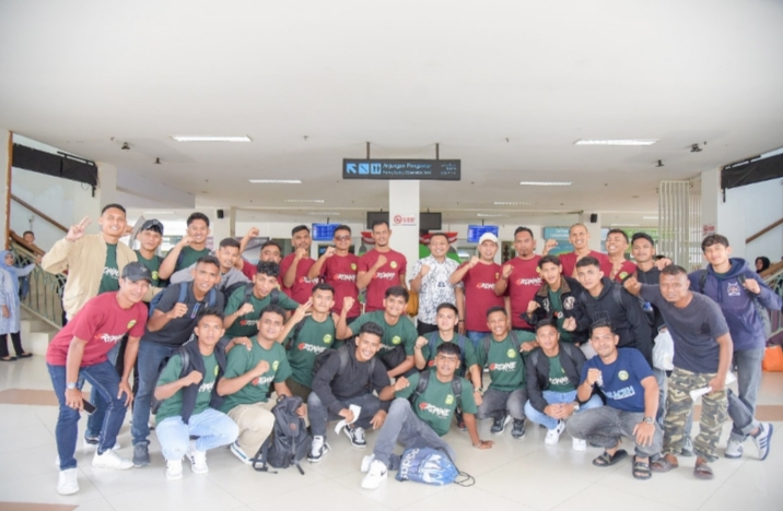 Ketum KONI Aceh Besar Lepas PSAB ke Liga 4 Nasional di Surabaya
