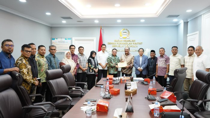 DPRA Serahkan Draft Final Revisi UUPA ke Badan Keahlian DPR RI