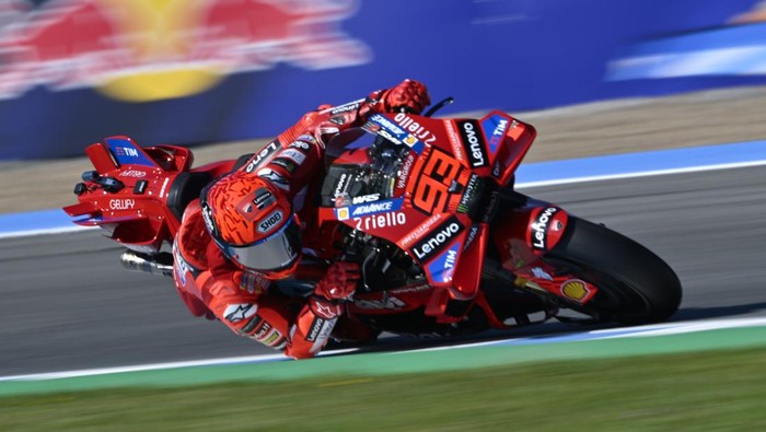 Sprint Race MotoGP Prancis 2025: Marc Marquez Juara, Quartararo Keteteran