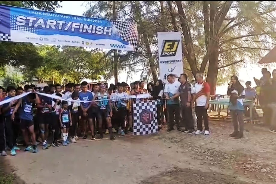 ketua-dprk-aceh-besar-gelar-lhoknga-trail-run-12-km-promosikan-wisata-dan-sediakan-hadiah-rp-25-juta Ketua DPRK Aceh Besar Gelar Lhoknga Trail Run 12 Km, Promosikan Wisata dan Sediakan Hadiah Rp 25 Juta