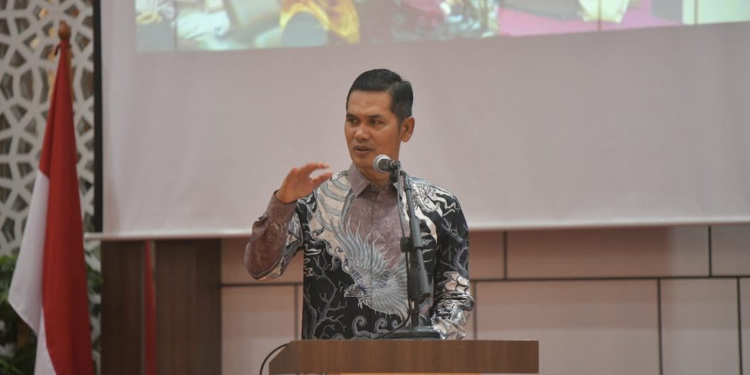 plt-sekda-aceh-tegaskan-komitmen-pemerintah-tingkatkan-kualitas-pendidikan Plt. Sekda Aceh Tegaskan Komitmen Pemerintah Tingkatkan Kualitas Pendidikan
