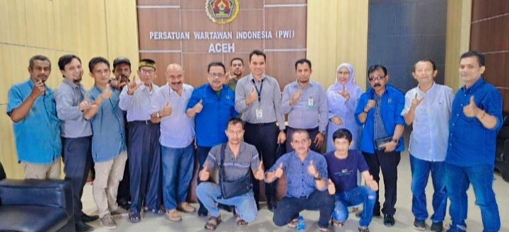 silaturahmi-ke-pwi-aceh-plt-kabid-humas-bank-aceh-bahas-penguatan-komunikasi Silaturahmi ke PWI Aceh, Plt Kabid Humas Bank Aceh Bahas Penguatan Komunikasi