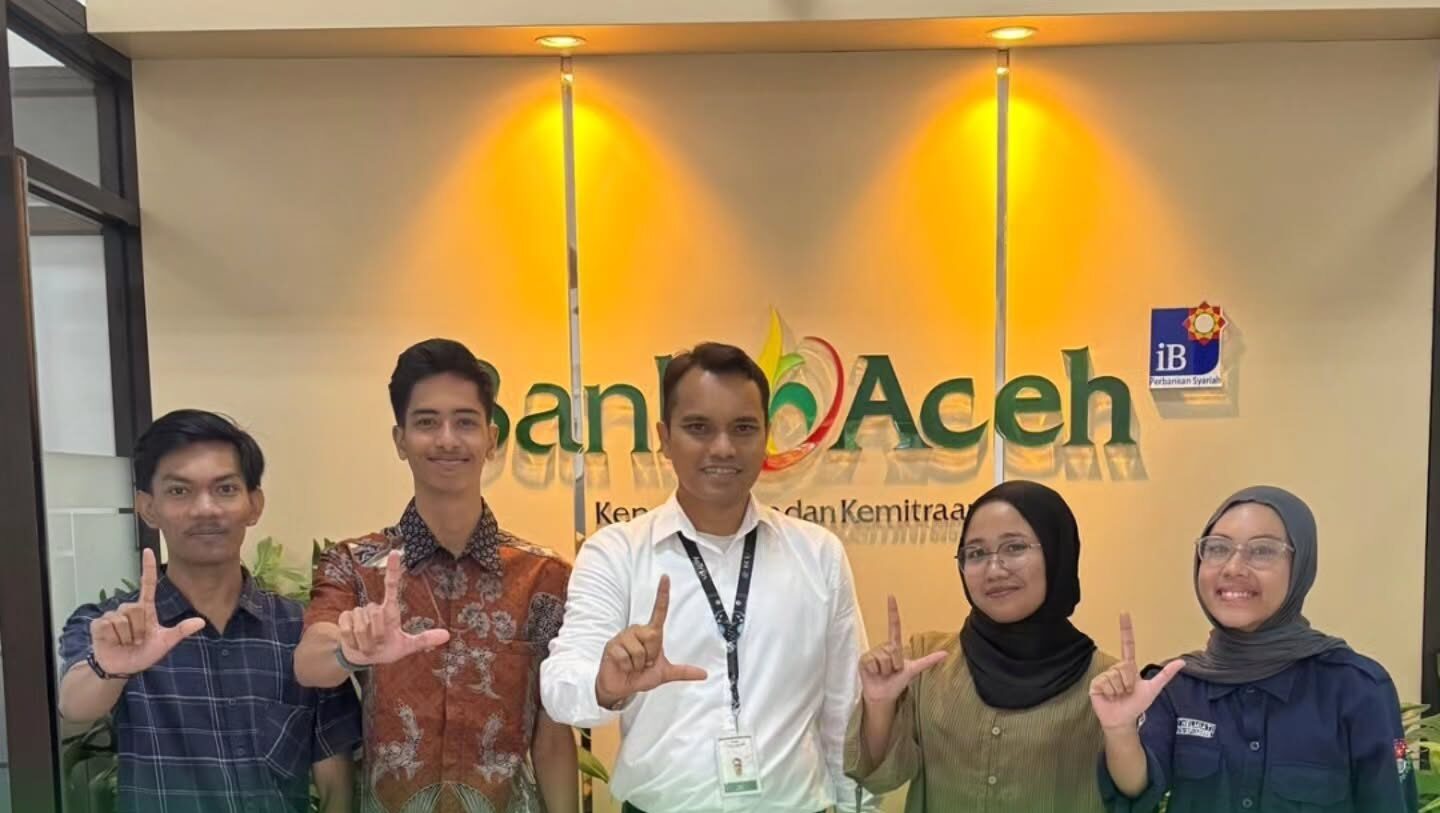 Mahasiswa KKN UGM Jalin Kerja Sama CSR dengan Bank Aceh Syariah