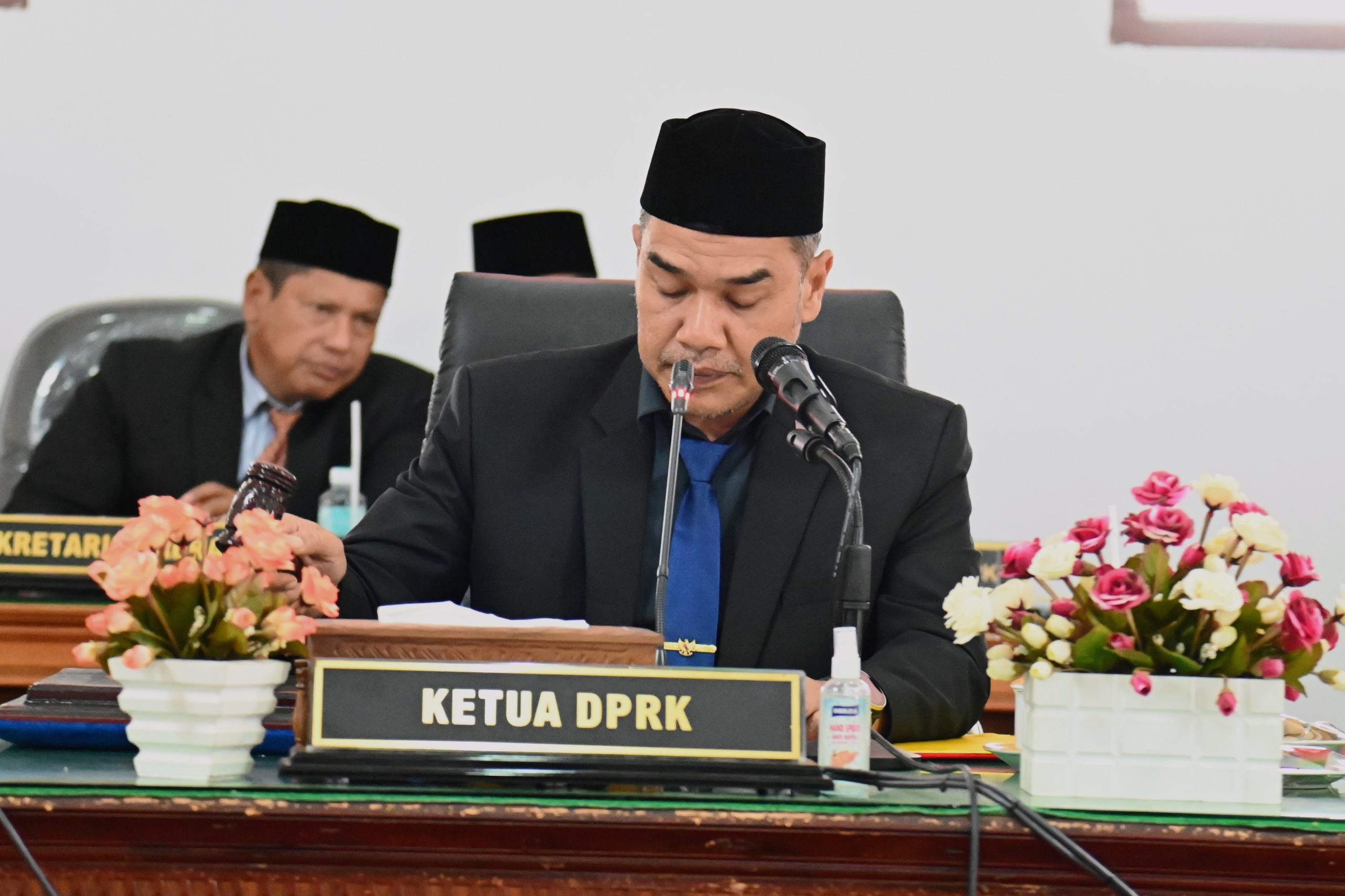 Ketua DPRK Aceh Besar Desak Pemkab Tuntaskan Krisis Air dan Fasilitas Publik
