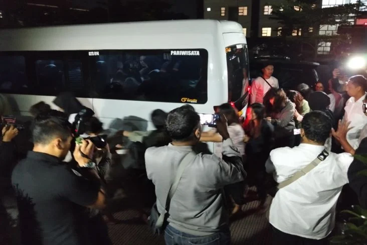 polda-jabar-bongkar-sindikat-penjualan-bayi-ke-singapura-12-perempuan-ditangkap Polda Jabar Bongkar Sindikat Penjualan Bayi ke Singapura, 12 Perempuan Ditangkap