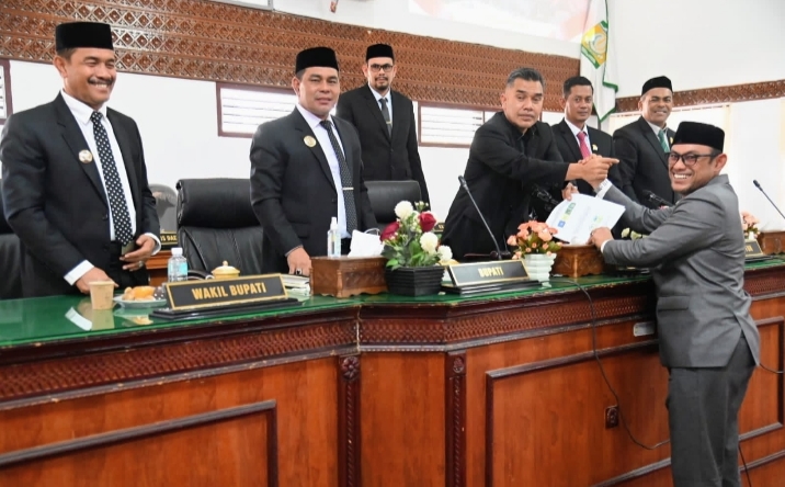 DPRK Aceh Besar Tetapkan RPJMD, Satpol PP dan WH Diperkuat dalam Penegakan Syariat