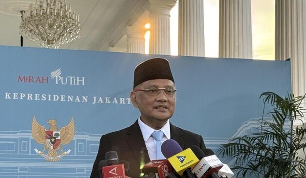 Koleksi Properti Gus Irfan yang Dilantik Jadi Menteri Haji dan Umrah