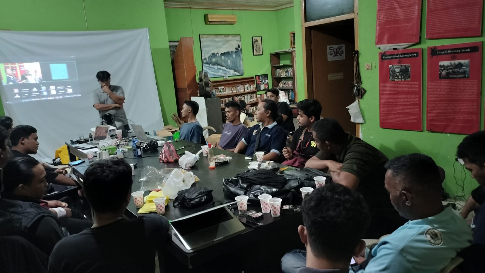 Masjid Jadi Pusat Gerak, Relawan Aceh Tangguh Mulai Operasi Gelombang Kedua