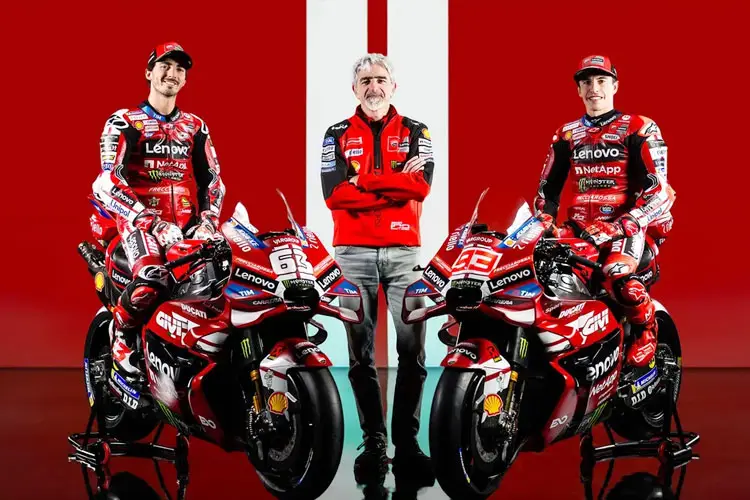 ducati-lenovo-resmi-luncurkan-livery-gp26-bertema-rosso-centenario Ducati Lenovo Resmi Luncurkan Livery GP26 Bertema Rosso Centenario