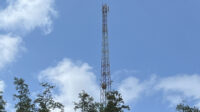 Lebih 2 Bulan Pascabanjir, Warga Saweran Pertalite Hidupkan Tower BTS "Telkomsel"