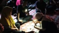 Lampu Senter Warnai Layanan Kesehatan RAT di Reje Payung