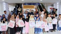 Kak Na Ajak Anak yatim Berbelanja Baju Lebaran di Plaza Aceh