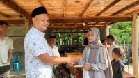sambut-hari-raya-kantor-hukum-yulfan-dan-rekan-santuni-anak-yatim Sambut Hari Raya, Kantor Hukum Yulfan dan Rekan Santuni Anak Yatim