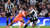 Pau Cubarsi Optimis Barcelona Jinakkan Agresivitas Newcastle di Leg Kedua