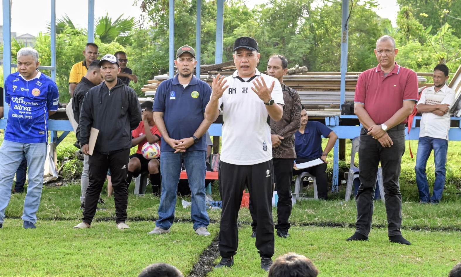 Abdul Muchti Motivasi Ratusan Peserta Seleksi PSAB U-17 di Ingin Jaya