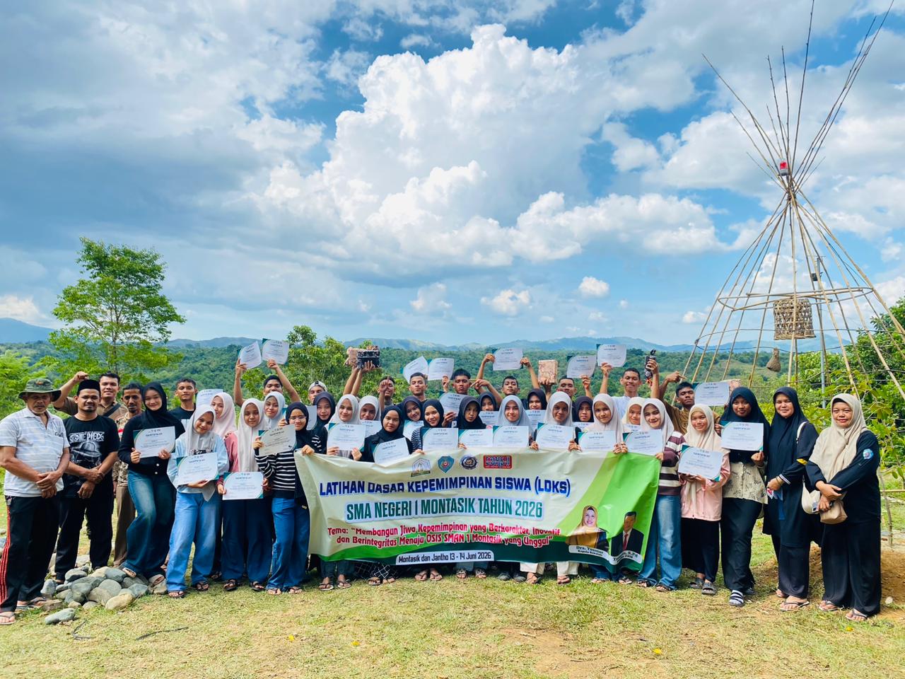 sman-1-montasik-gelar-ldks-ii-2026-cetak-pemimpin-muda-berintegritas-di-bukit-senja SMAN 1 Montasik Gelar LDKS II 2026, Cetak Pemimpin Muda Berintegritas di Bukit Senja