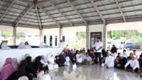 Fadhil Ilyas dan Jamaah Haji Aceh Ziarah ke Makam Habib Bugak, Kenang Warisan Wakaf Baitul Asyi