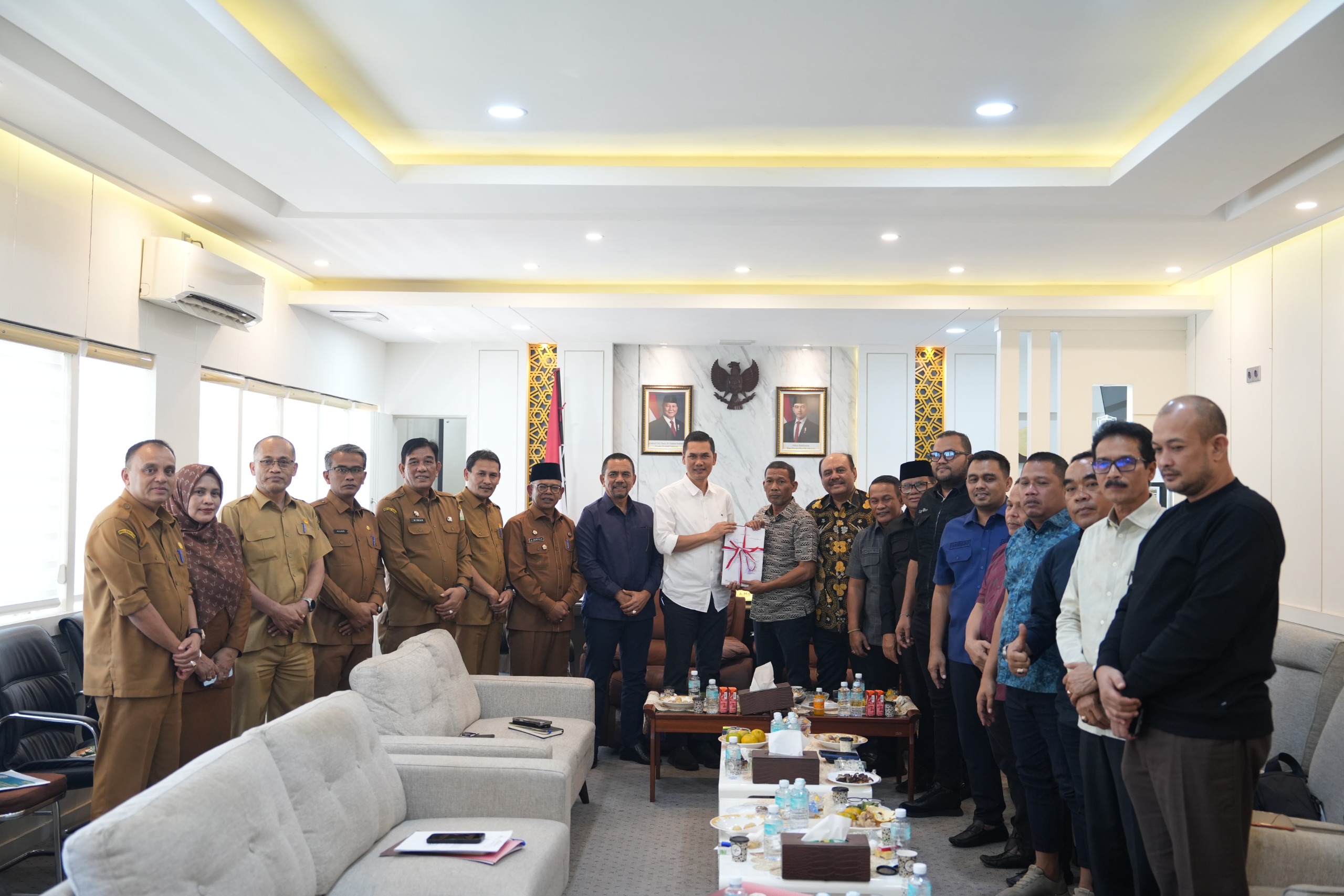 kabar-baik-pemulangan-jenazah-dan-rujukan-pasien-di-aceh-masuk-apba-p-2026 Kabar Baik! Pemulangan Jenazah dan Rujukan Pasien di Aceh Masuk APBA-P 2026
