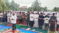 Keajaiban di Darul Kamal: Jamaah Tak Beranjak Saat Hujan Turun di Tengah Shalat Istisqa