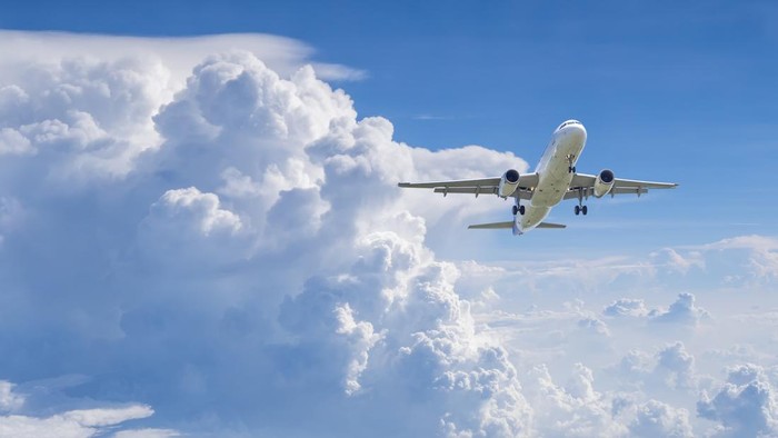 Anak Diizinkan Duduk di Kokpit, Pesawat Aeroflot Jatuh dan Tewaskan 75 Orang