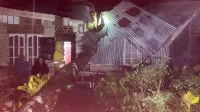 Cuaca Ekstrem di Lhokseumawe: Pohon Kelapa Timpa Rumah Warga, Kerugian Capai Rp 5 Juta